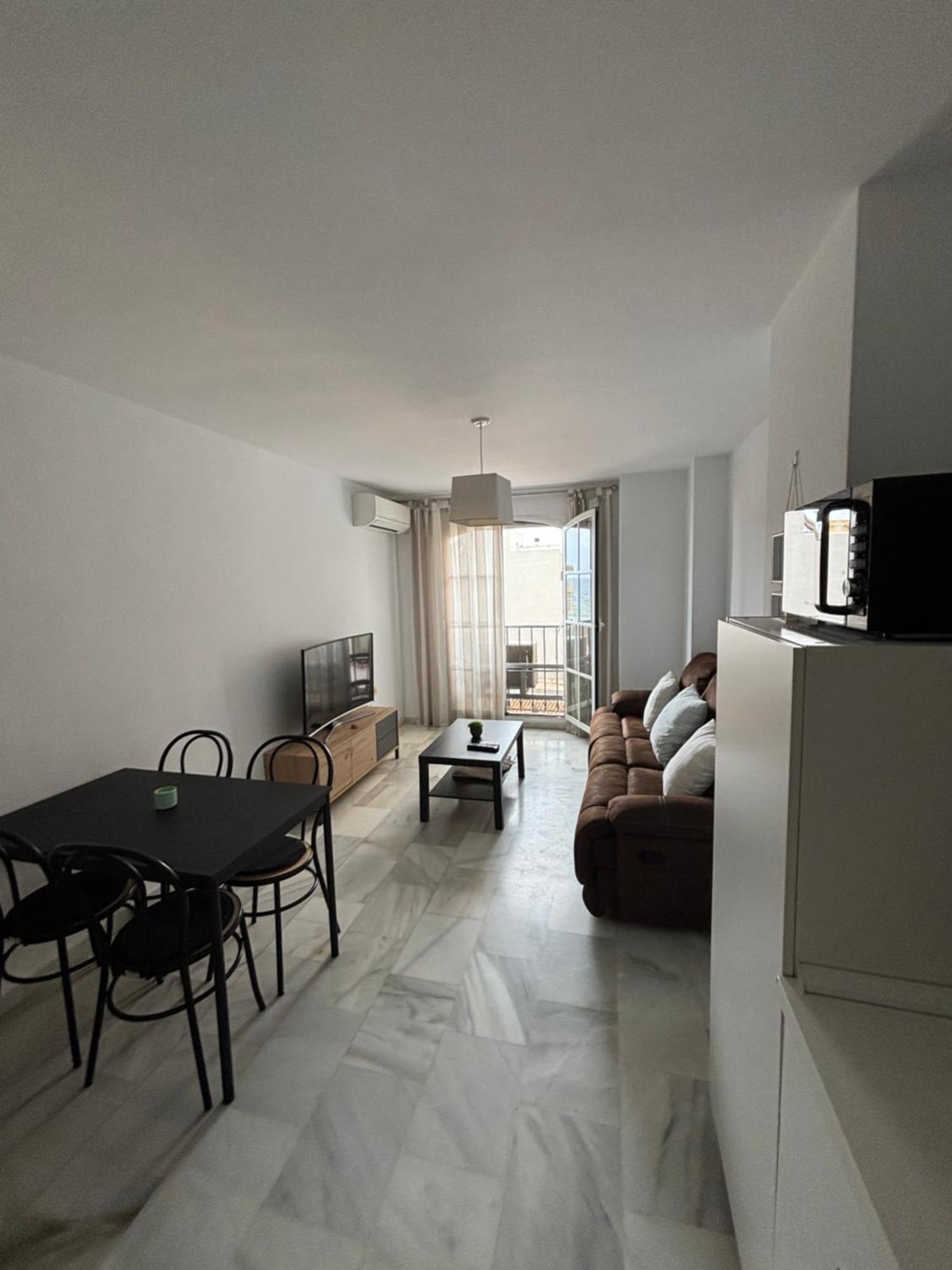 Vut Dulcinea Con Vistas Al Mar 2 Habitaciones Rincon de la Victoria Bagian luar foto