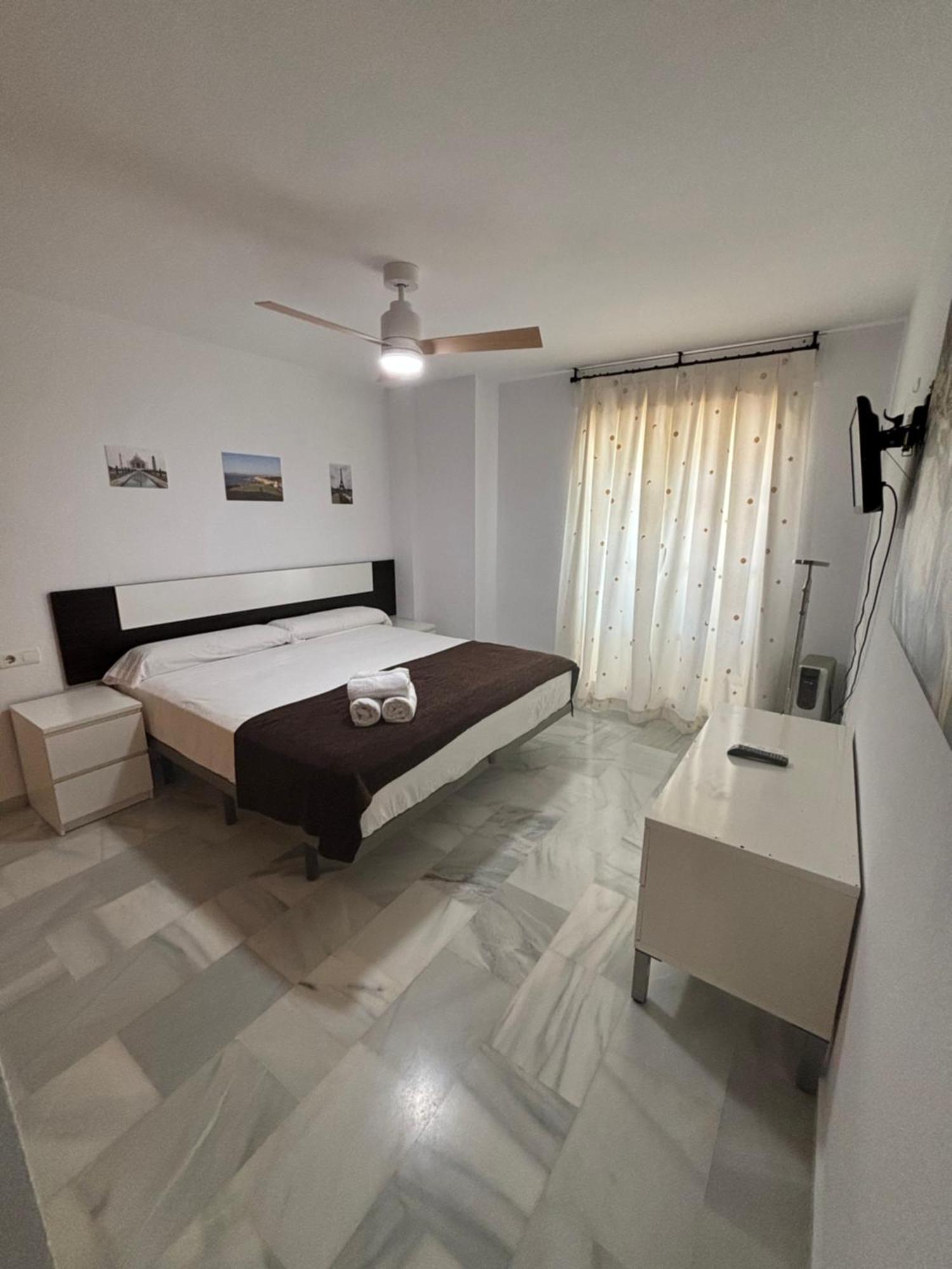 Vut Dulcinea Con Vistas Al Mar 2 Habitaciones Rincon de la Victoria Bagian luar foto